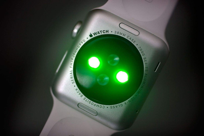Apple Watch IR LEDs